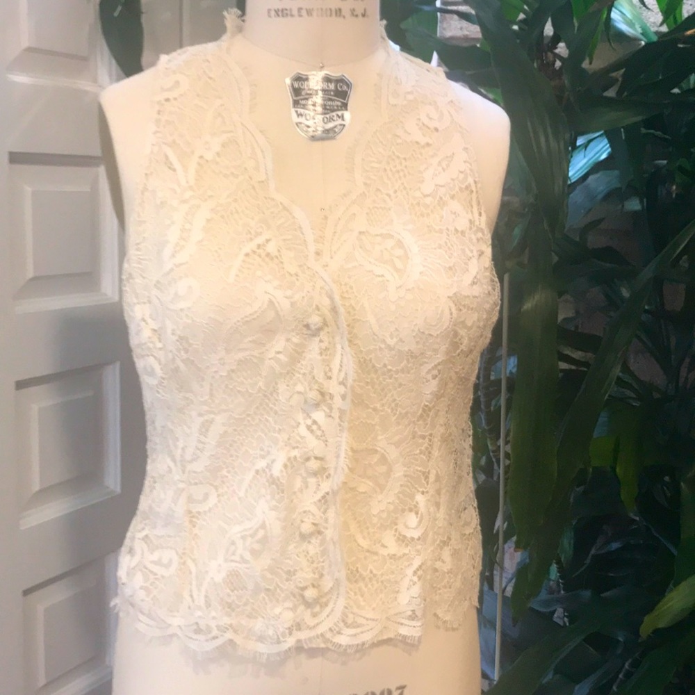 ♦️SOLD ♦️Ralph Lauren  lace top ivory color size 6